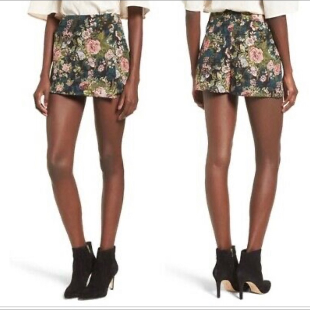 Nordstrom (Leith) Floral Skort, Lightly Worn.